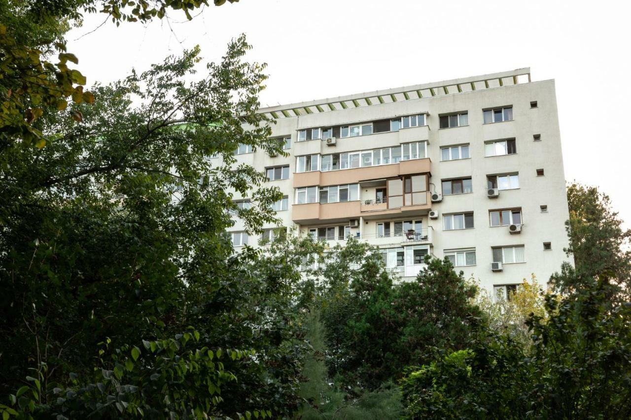 Appartement Qult - Up In The Sky à Bucarest Extérieur photo